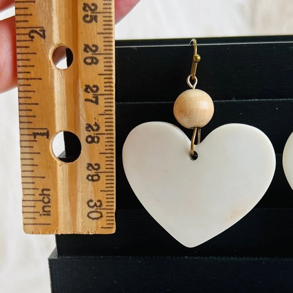 Bohemian chic cream, heart shaped accent pierced earrings